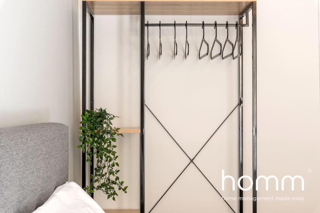 أثينا Cute Homm 2Bdr Apartment In P Faliro Thiseos Str المظهر الخارجي الصورة