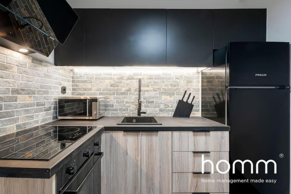 أثينا Cute Homm 2Bdr Apartment In P Faliro Thiseos Str المظهر الخارجي الصورة