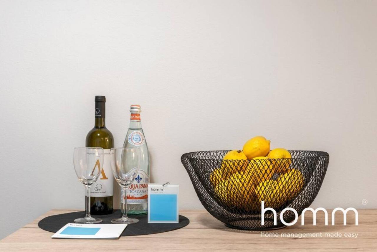 أثينا Cute Homm 2Bdr Apartment In P Faliro Thiseos Str المظهر الخارجي الصورة